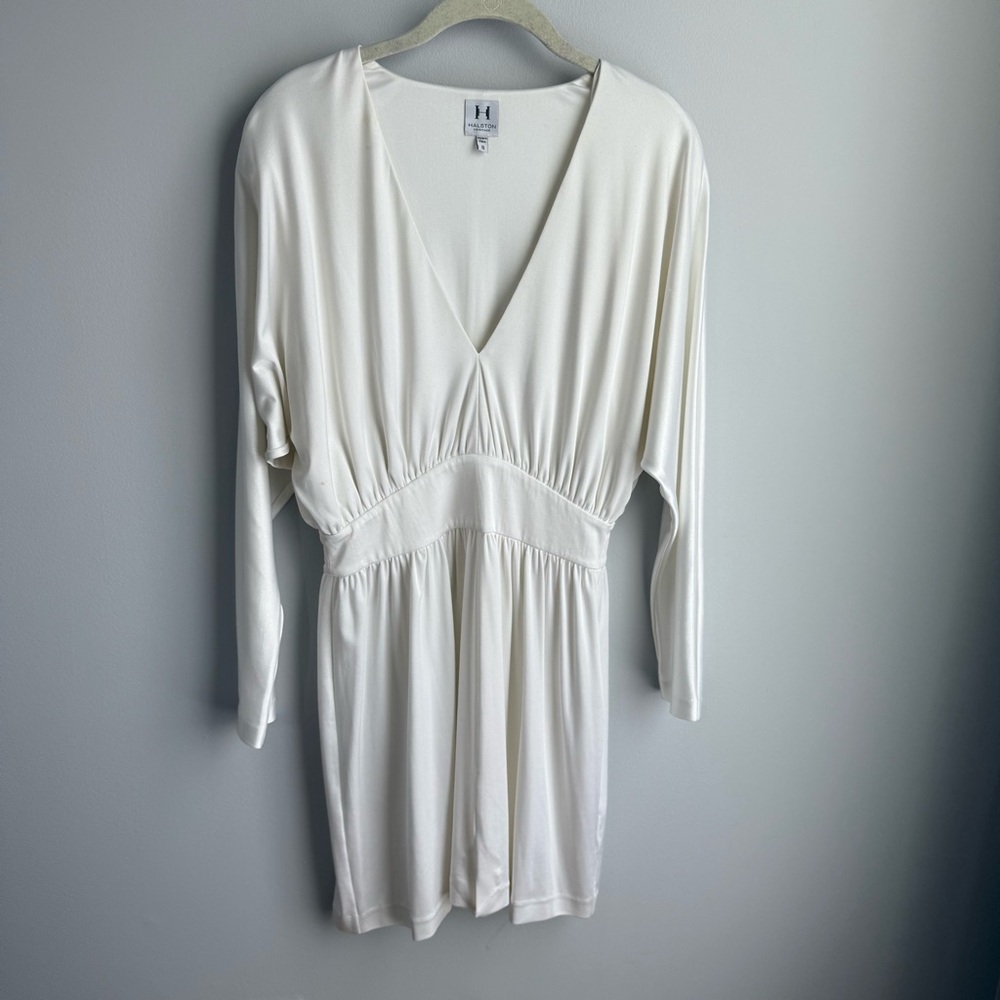 Halston Heritage Cream Dress (Carrie Bradshaw “Sex and the City”)